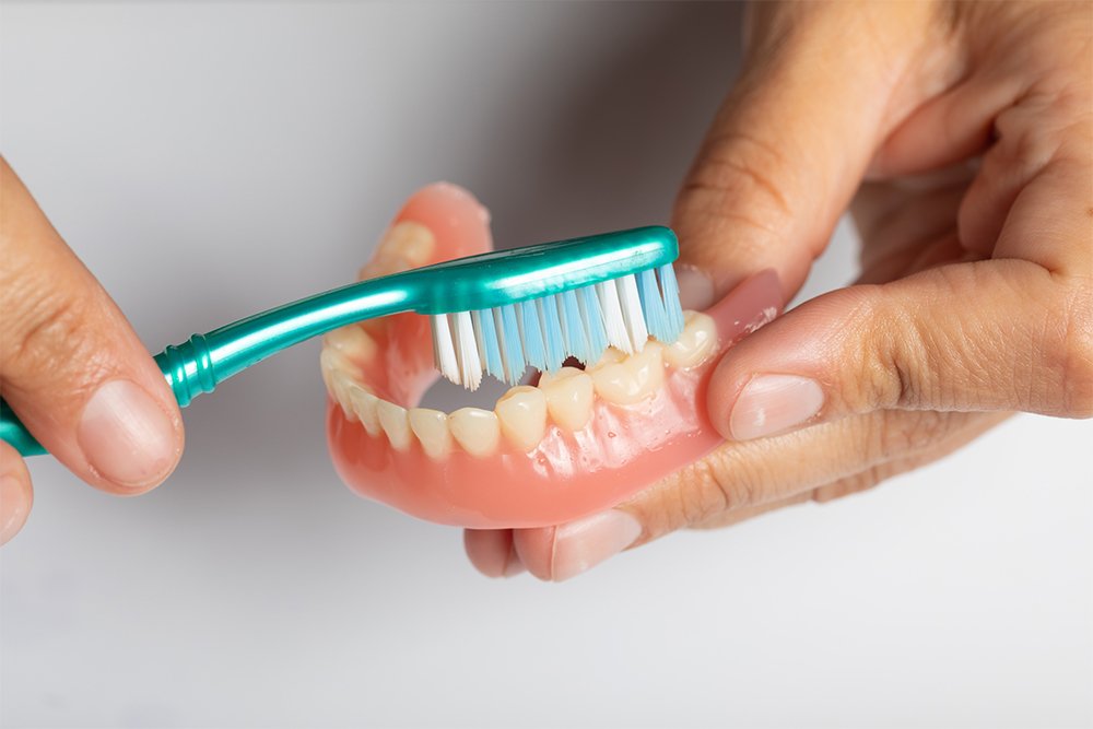 Răng Giả Tháo Lắp 1 Cái Có Được Không? Quy Trình & Giá Cả 5