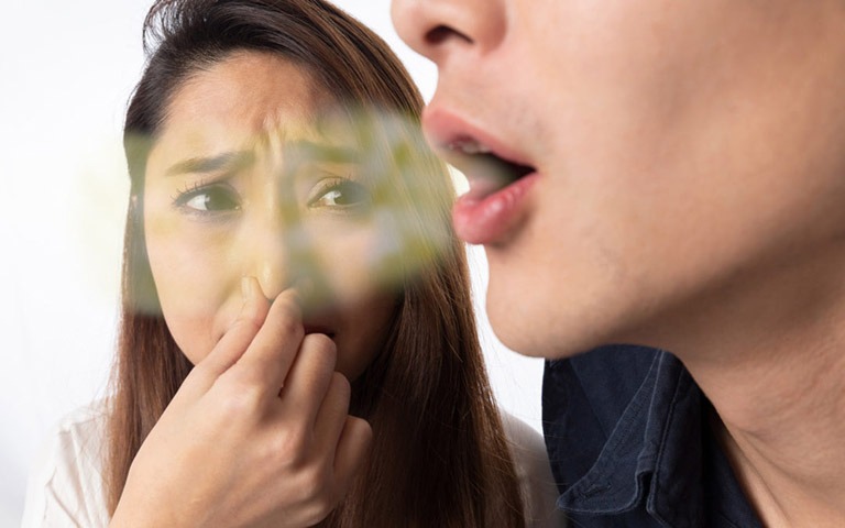 Mọc Răng Khôn Bị Hôi Miệng: 5 Cách Xử Lý 3