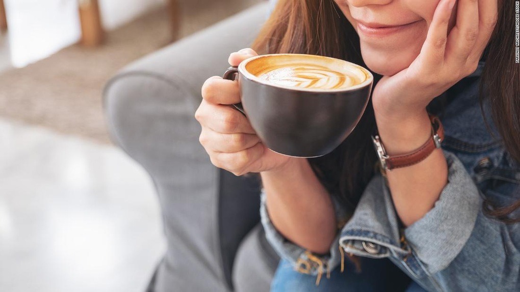 5 Lưu ý khi uống cà phê sau khi nhổ răng