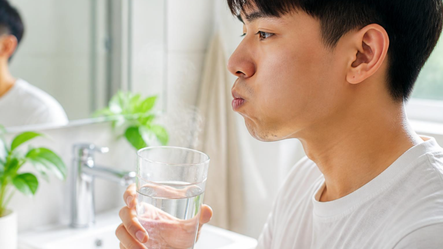 Bị Sưng Nướu Răng Phải Làm Sao